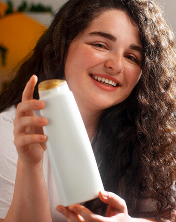 shampoo images girls using